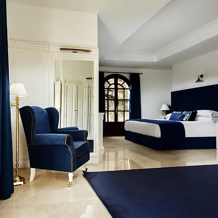 The Touch Puerto Banus 4* マルベーリャ