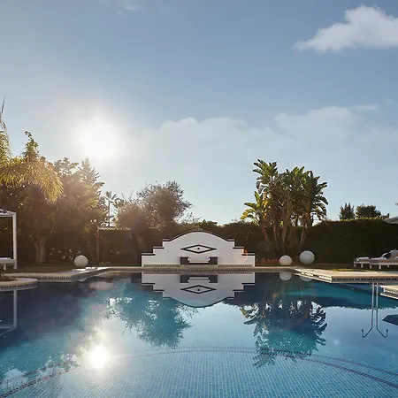 ホテル The Touch Puerto Banus マルベーリャ